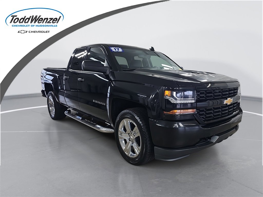 Used 2017 Chevrolet Silverado 1500 Custom w/ Custom Convenience Package