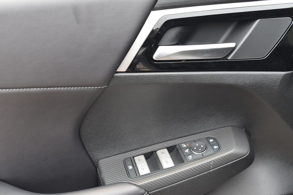 New 2026 Mitsubishi Outlander SE AWD/4WD image 9