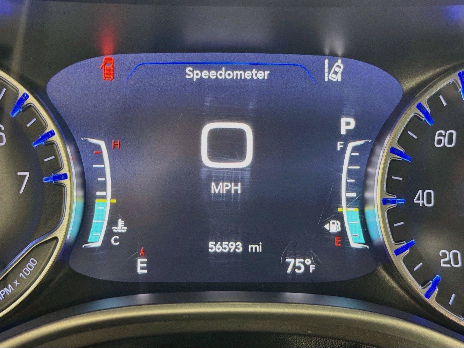Used 2024 Chrysler Pacifica Touring-L FWD image 18