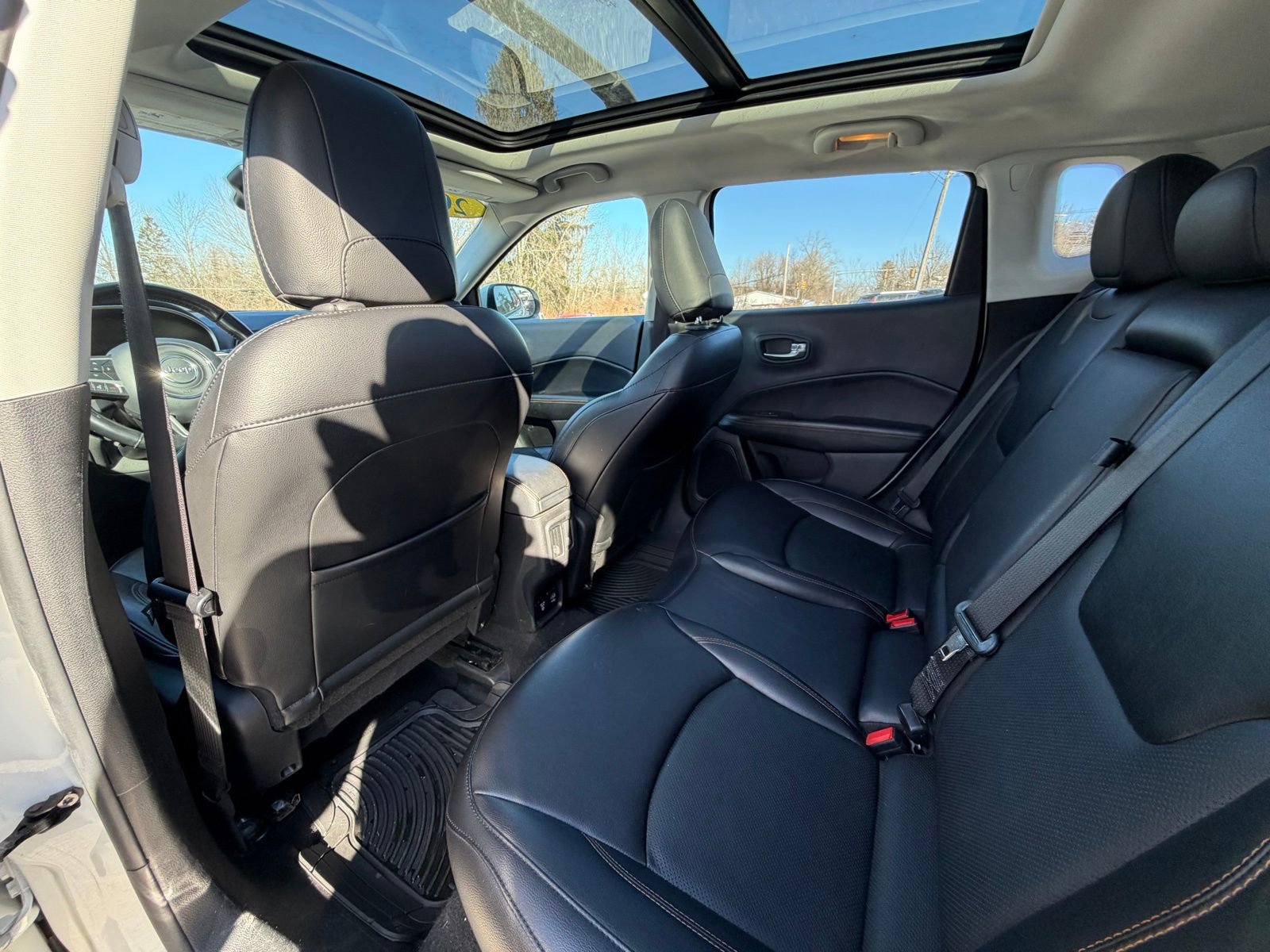 Used 2021 Jeep Compass Limited w/ Sun and Sound Group image 6