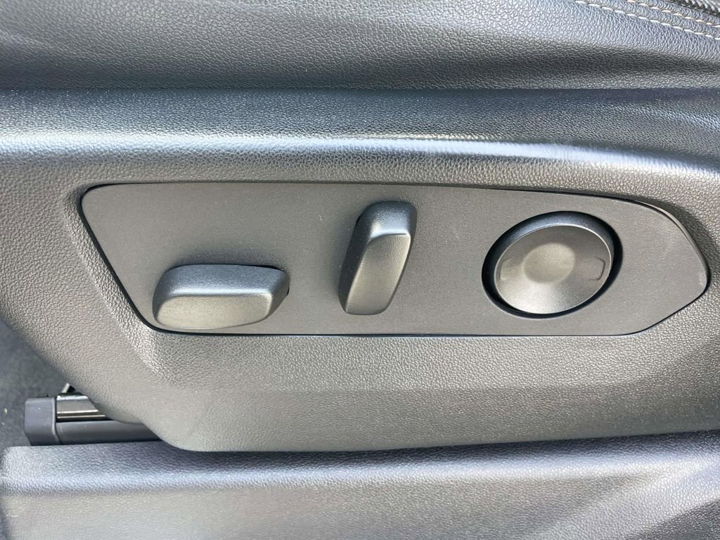 Used 2024 Chevrolet Silverado 2500 High Country w/ Midnight Edition image 13