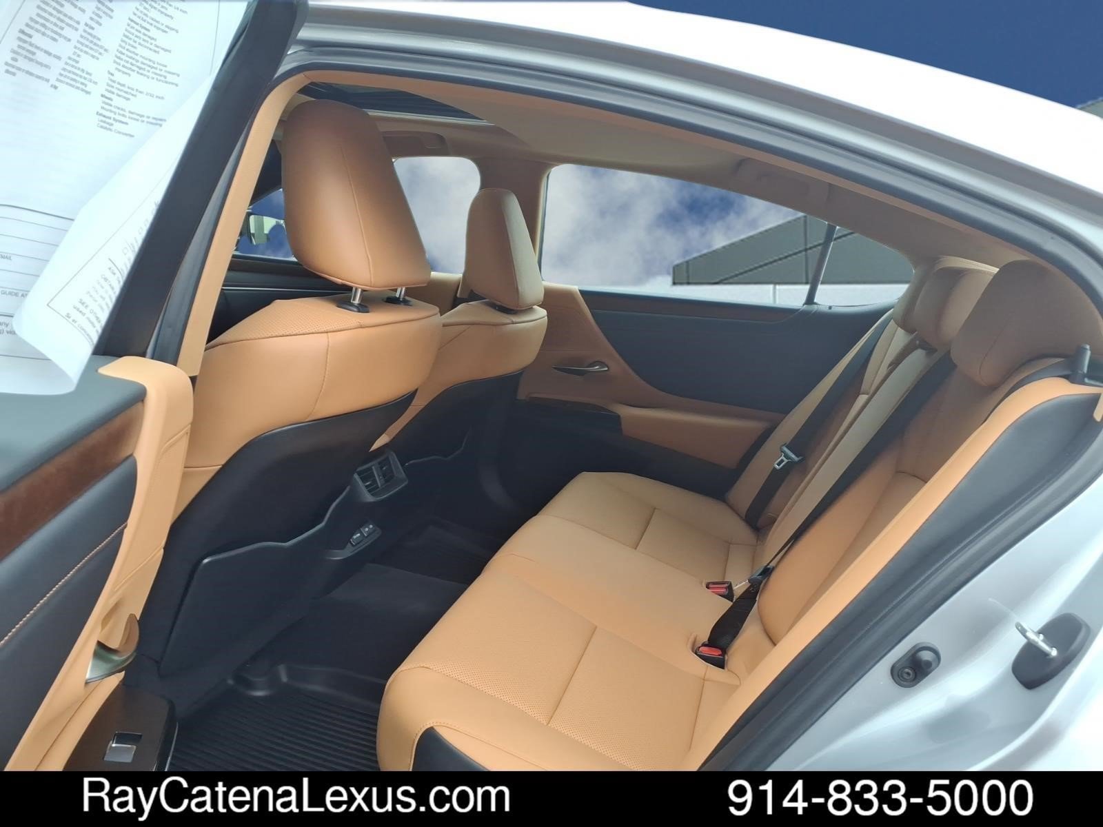 Certified 2024 Lexus ES 250 w/ Premium Package AWD/4WD image 16