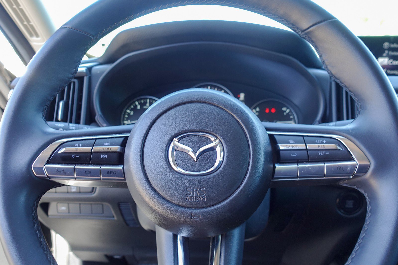 Used 2025 MAZDA CX-50 AWD 2.5 S w/ Premium Package image 13