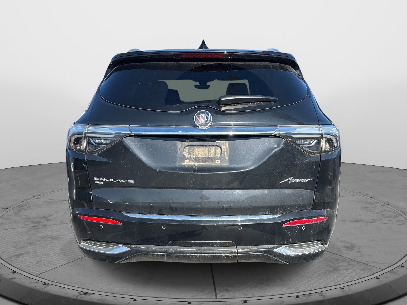 Certified 2023 Buick Enclave Avenir w/ Avenir Technology Package image 7