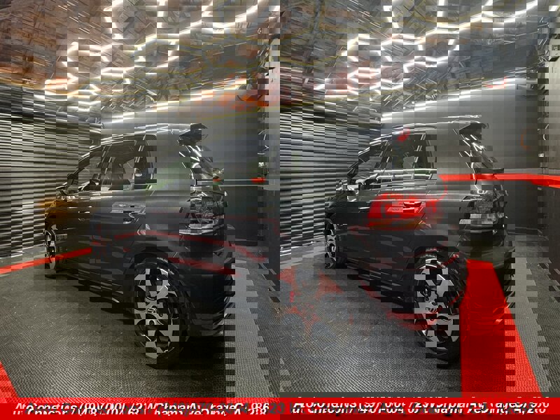 Used 2012 Volkswagen Golf 4-Door image 4