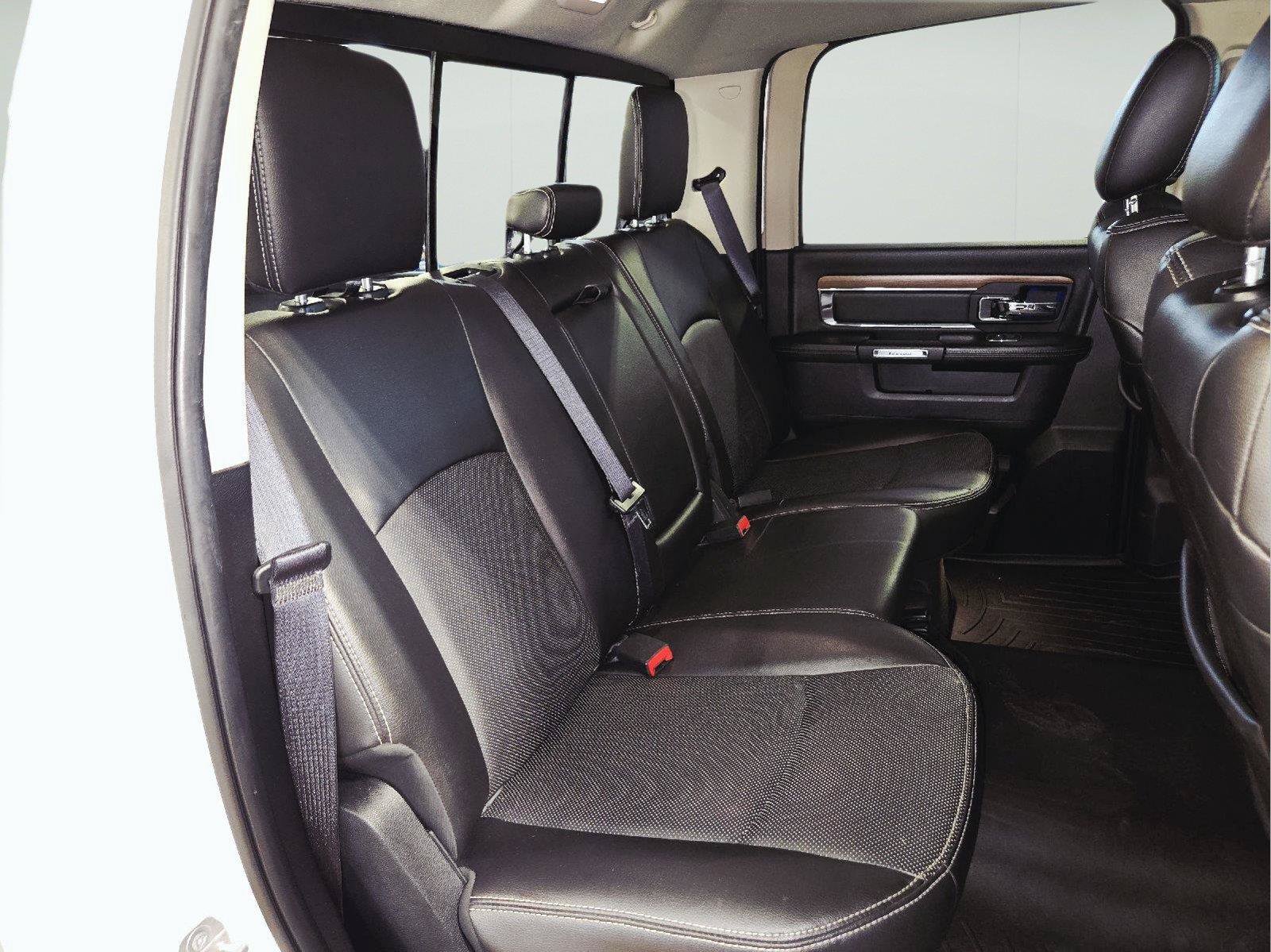 Used 2016 RAM 1500 Laramie w/ Convenience Group AWD/4WD image 47