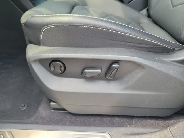 Used 2024 Volkswagen Atlas SE FWD image 11