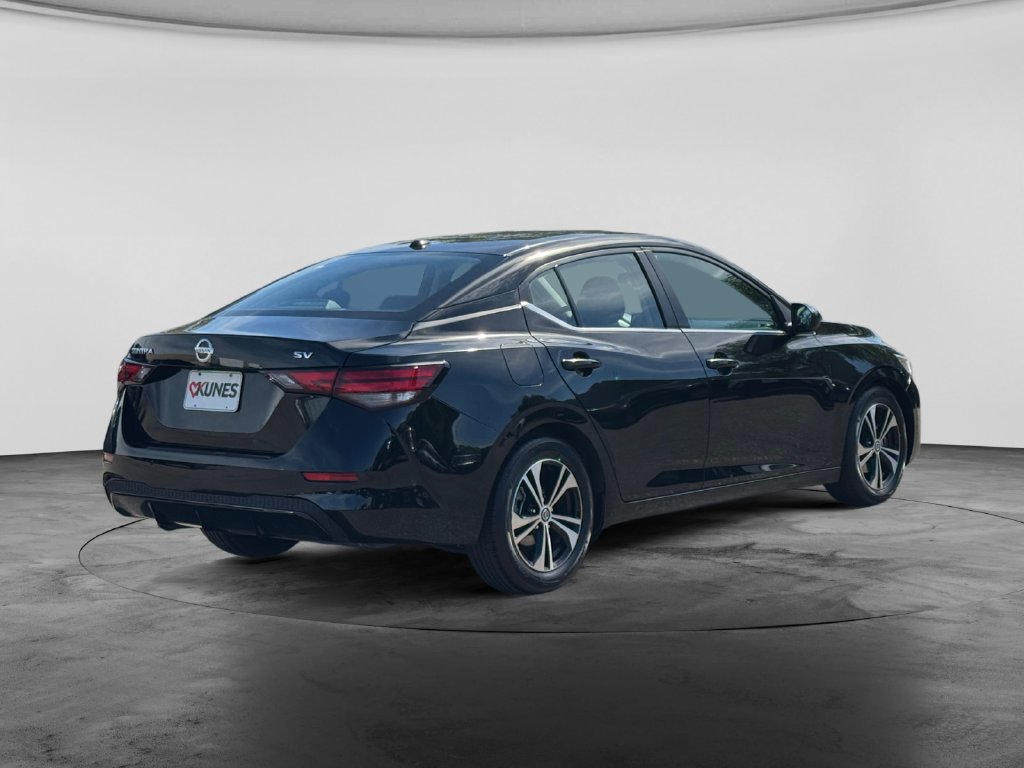 Used 2023 Nissan Sentra SV FWD image 8