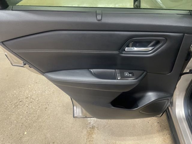 Certified 2025 Nissan Rogue SL w/ Tech Package image 26