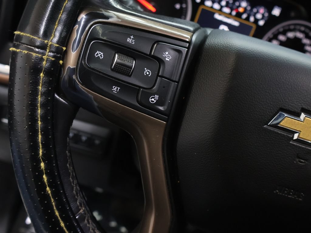Used 2021 Chevrolet Silverado 3500 High Country AWD/4WD image 19