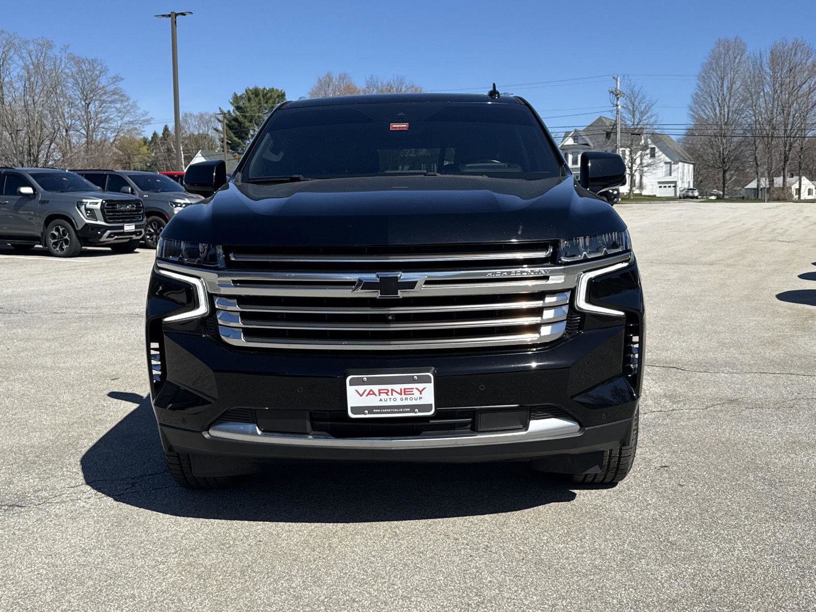 Used 2024 Chevrolet Tahoe High Country w/ Premium Package AWD/4WD image 2