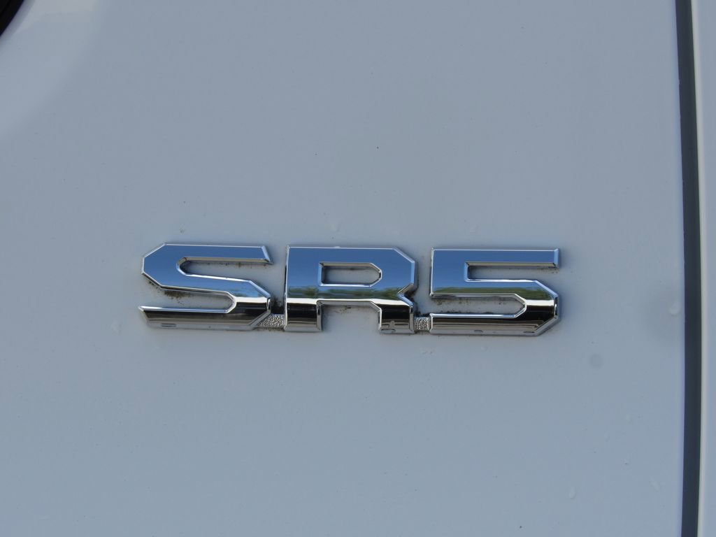 Certified 2025 Toyota Tacoma SR5 AWD/4WD image 12