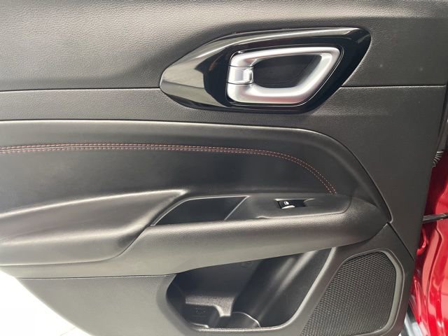 Used 2025 Jeep Compass Trailhawk AWD/4WD image 23