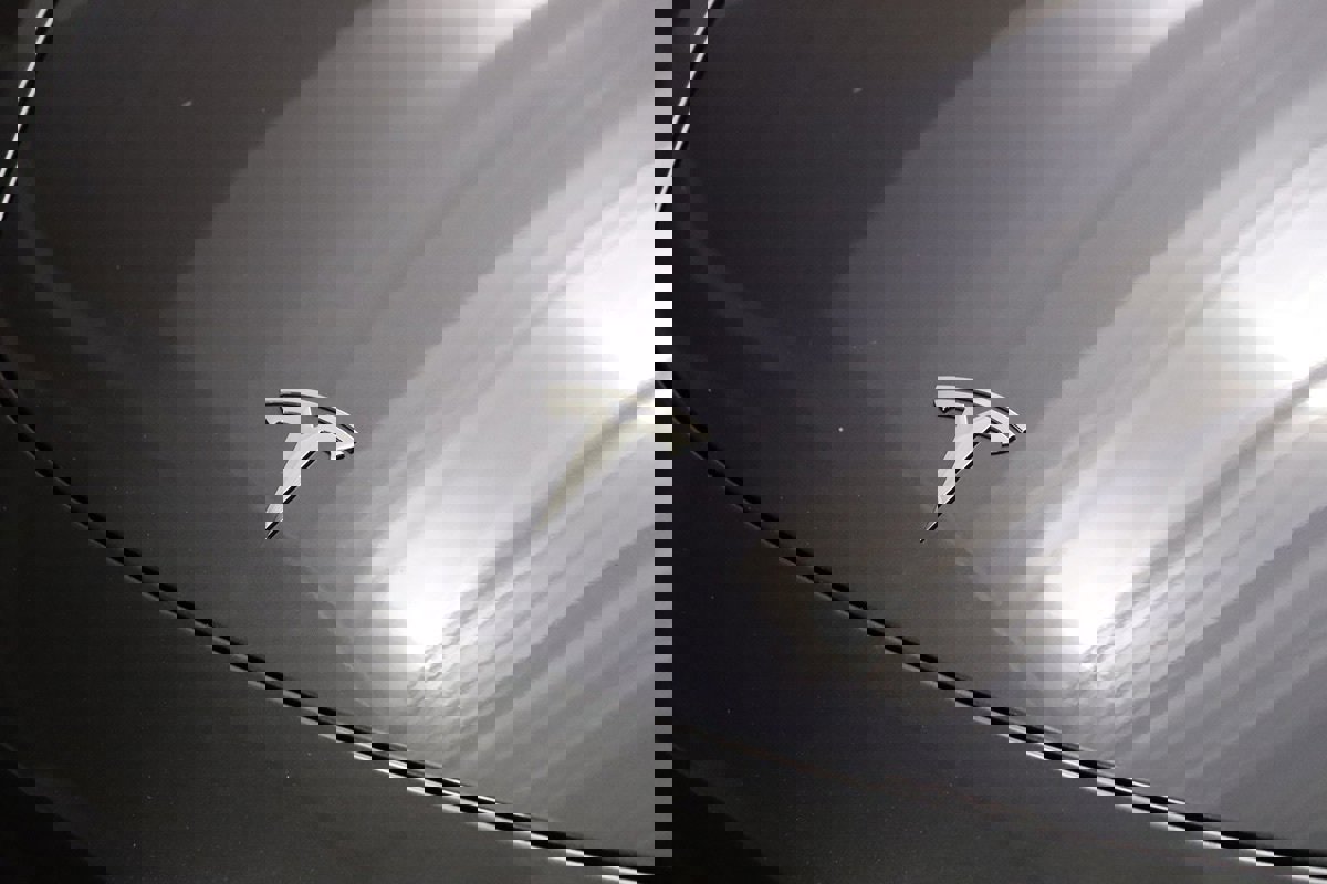 Used 2023 Tesla Model 3 Standard Range image 11