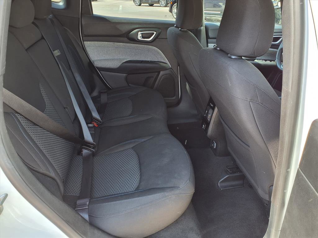 Used 2023 Jeep Compass Sport AWD/4WD image 12