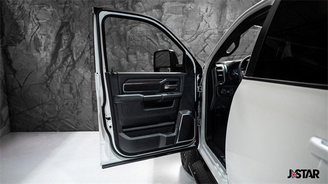 New 2026 RAM 2500 Laramie w/ Night Edition image 4