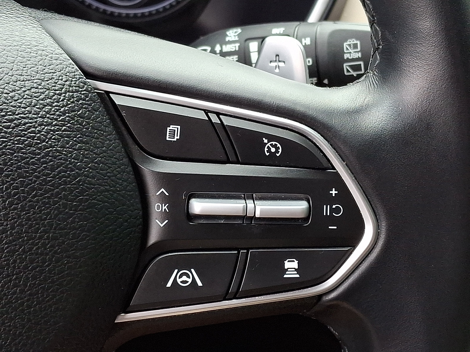 Certified 2023 Hyundai Santa Fe SEL AWD/4WD image 23