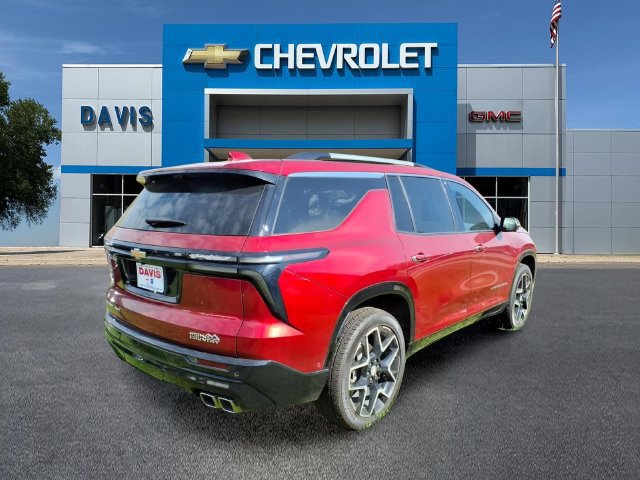 Used 2026 Chevrolet Traverse High Country w/ LPO, Floor Liner Package AWD/4WD image 3
