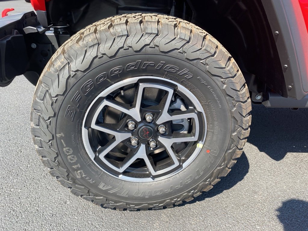 New 2025 Jeep Wrangler Unlimited Rubicon image 9