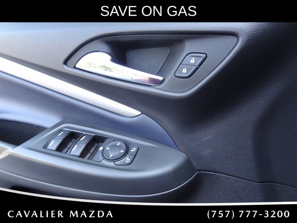 Used 2022 Chevrolet Bolt EUV Premier FWD image 19