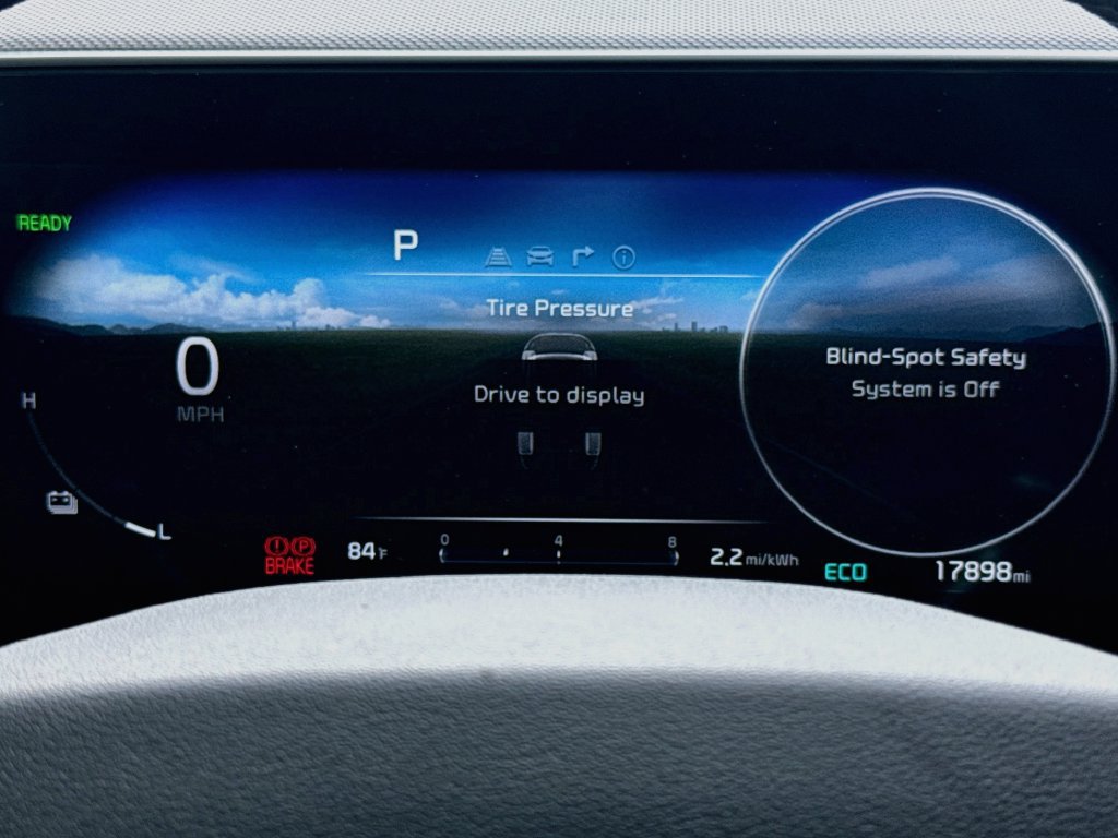 Used 2023 Kia Niro Wave w/ Wave Preserve Package FWD image 13