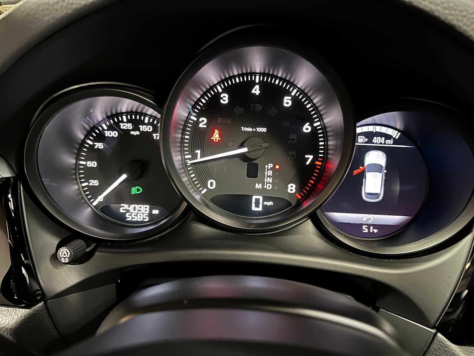 Used 2024 Porsche Macan image 31