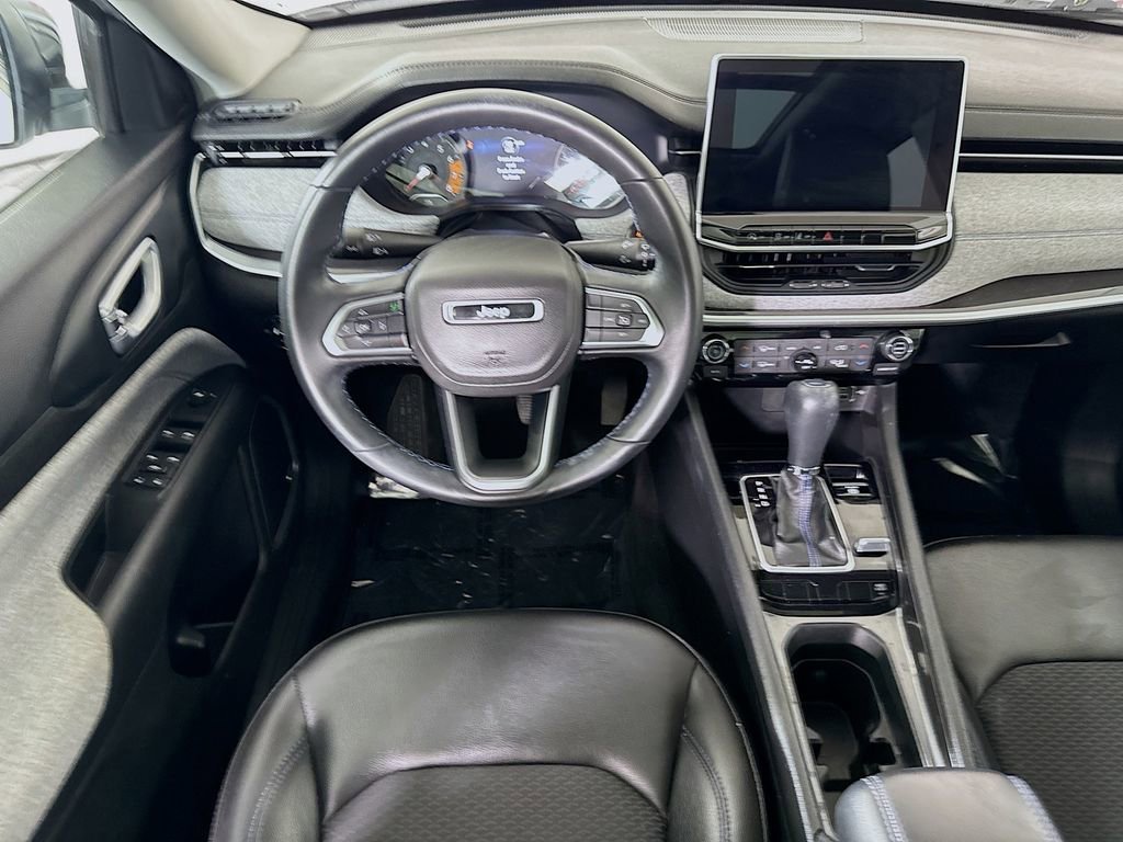 Used 2022 Jeep Compass Latitude w/ Sun and Sound Group image 4