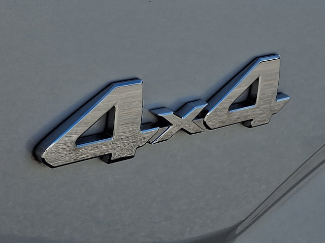 Used 2022 Toyota Tacoma Limited AWD/4WD image 31