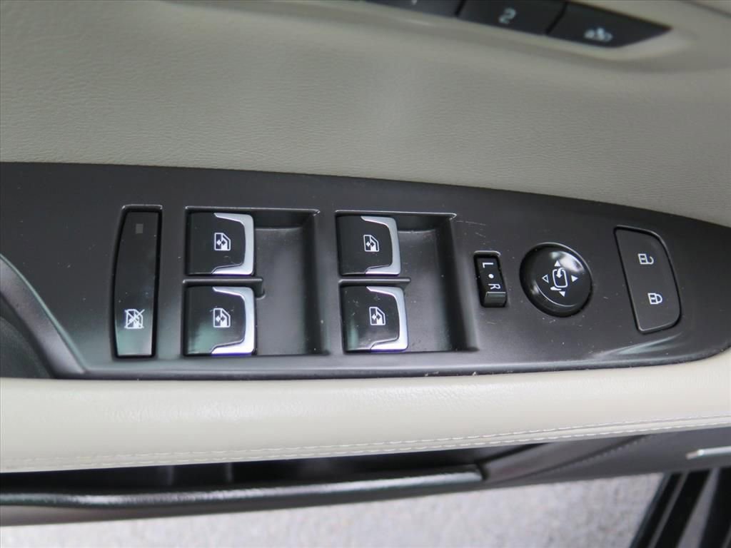 Used 2018 Cadillac CT6 Luxury AWD/4WD image 12