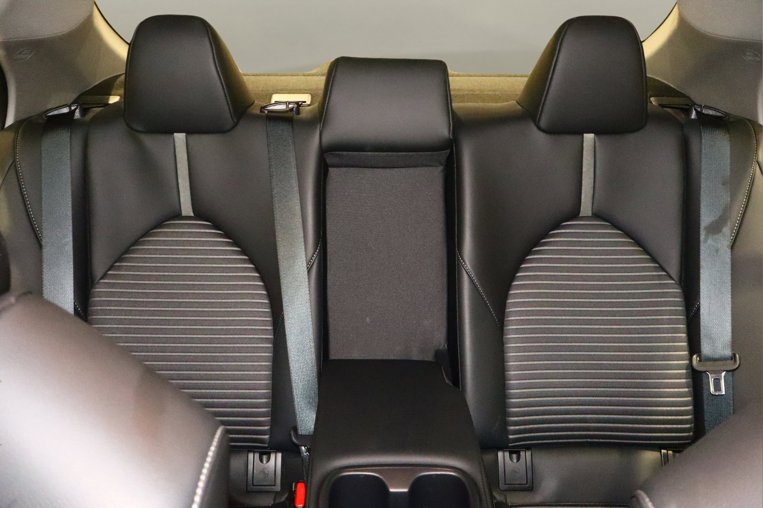 Used 2024 Toyota Camry SE image 20