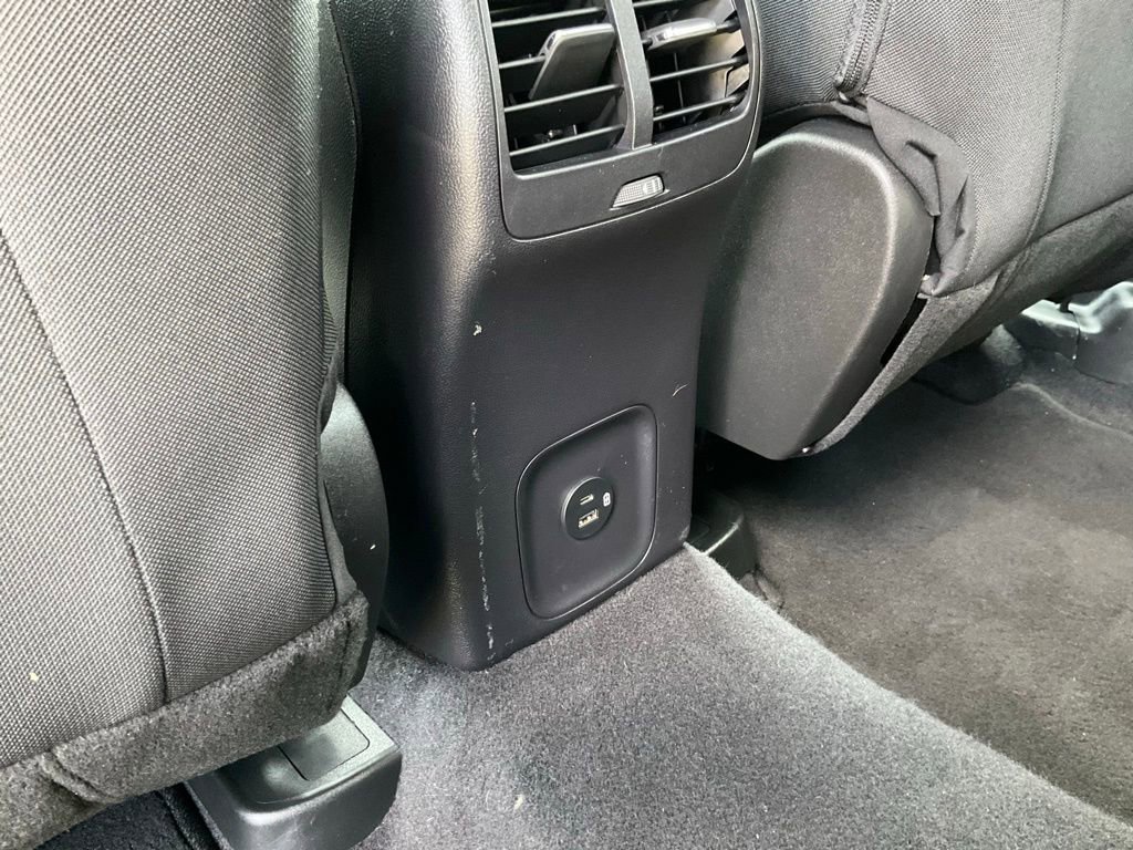 Certified 2022 Ford Escape SE w/ Cold Weather Package image 16