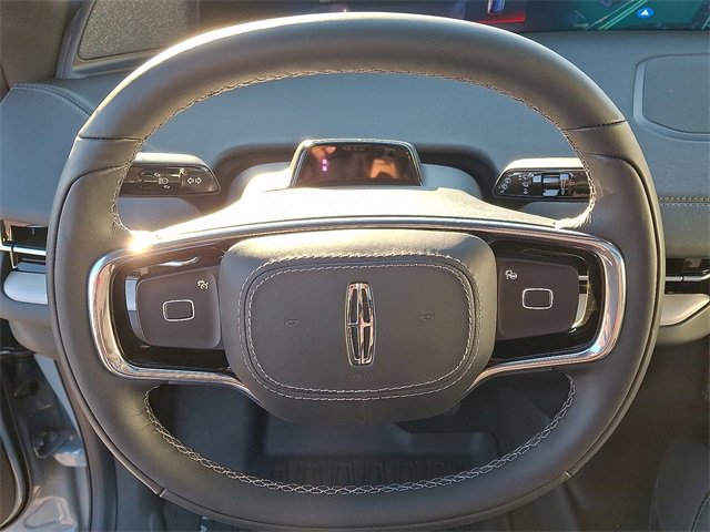 New 2025 Lincoln Navigator L Reserve w/ Jet Appearance Package image 9