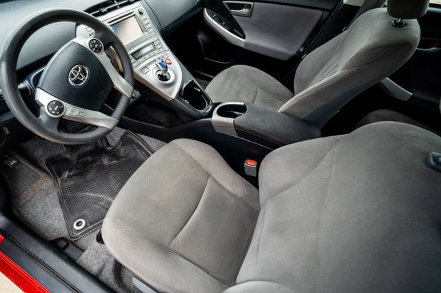 Used 2015 Toyota Prius Three FWD image 7