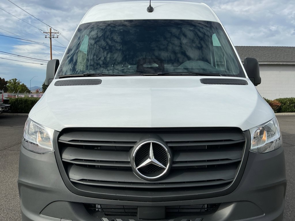 New 2026 Mercedes-Benz Sprinter 2500 image 11