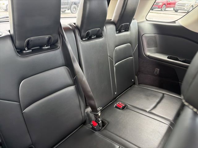Used 2022 Nissan Pathfinder Platinum w/ Cargo Package FWD image 24