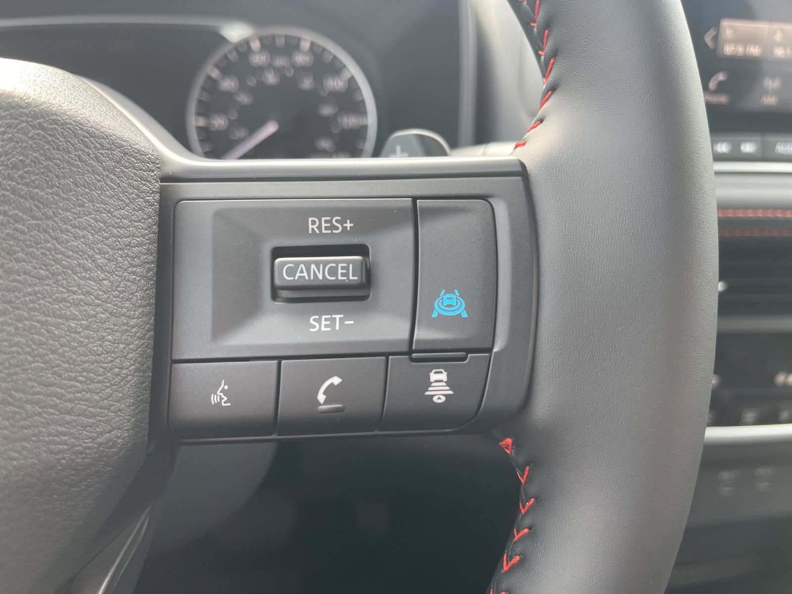 New 2026 Nissan Rogue SV image 38