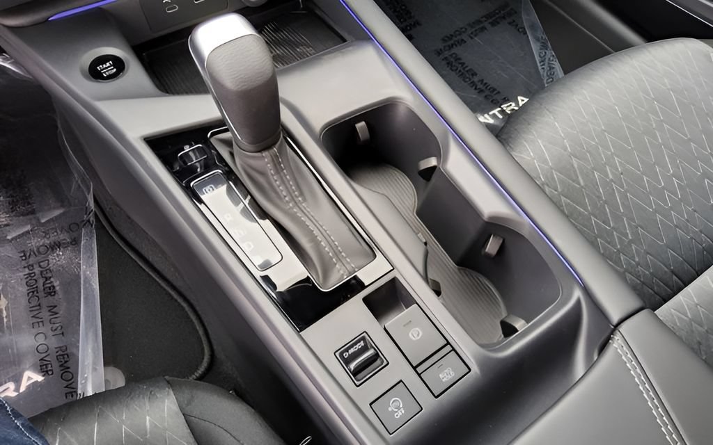 New 2026 Nissan Sentra SV w/ SV Convenience Package FWD image 12
