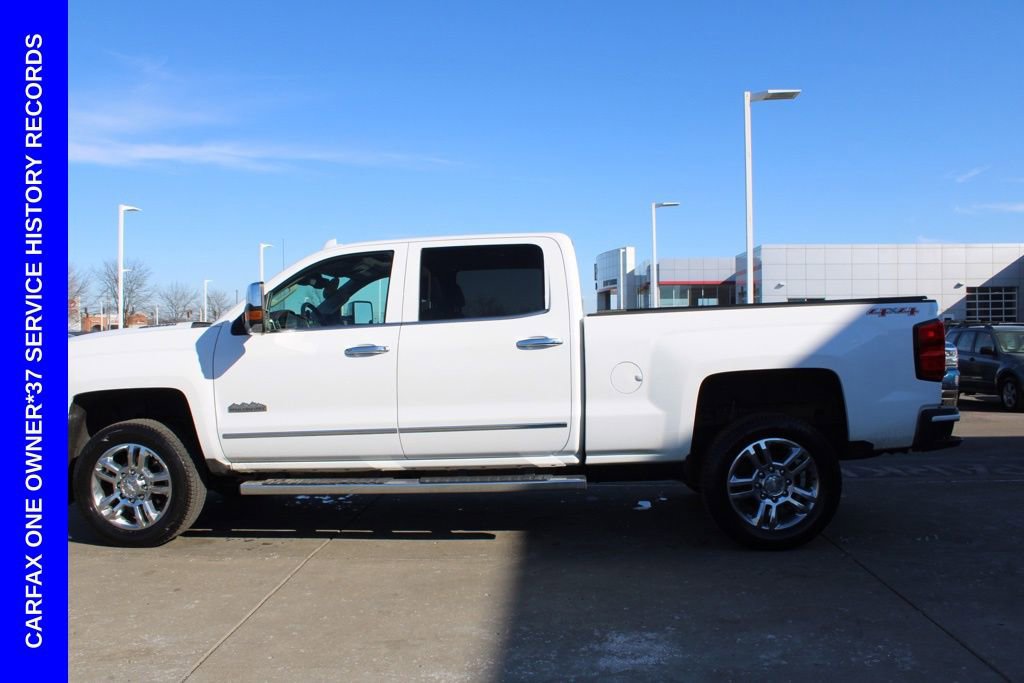 Used 2015 Chevrolet Silverado 2500 High Country w/ Duramax Plus Package image 4