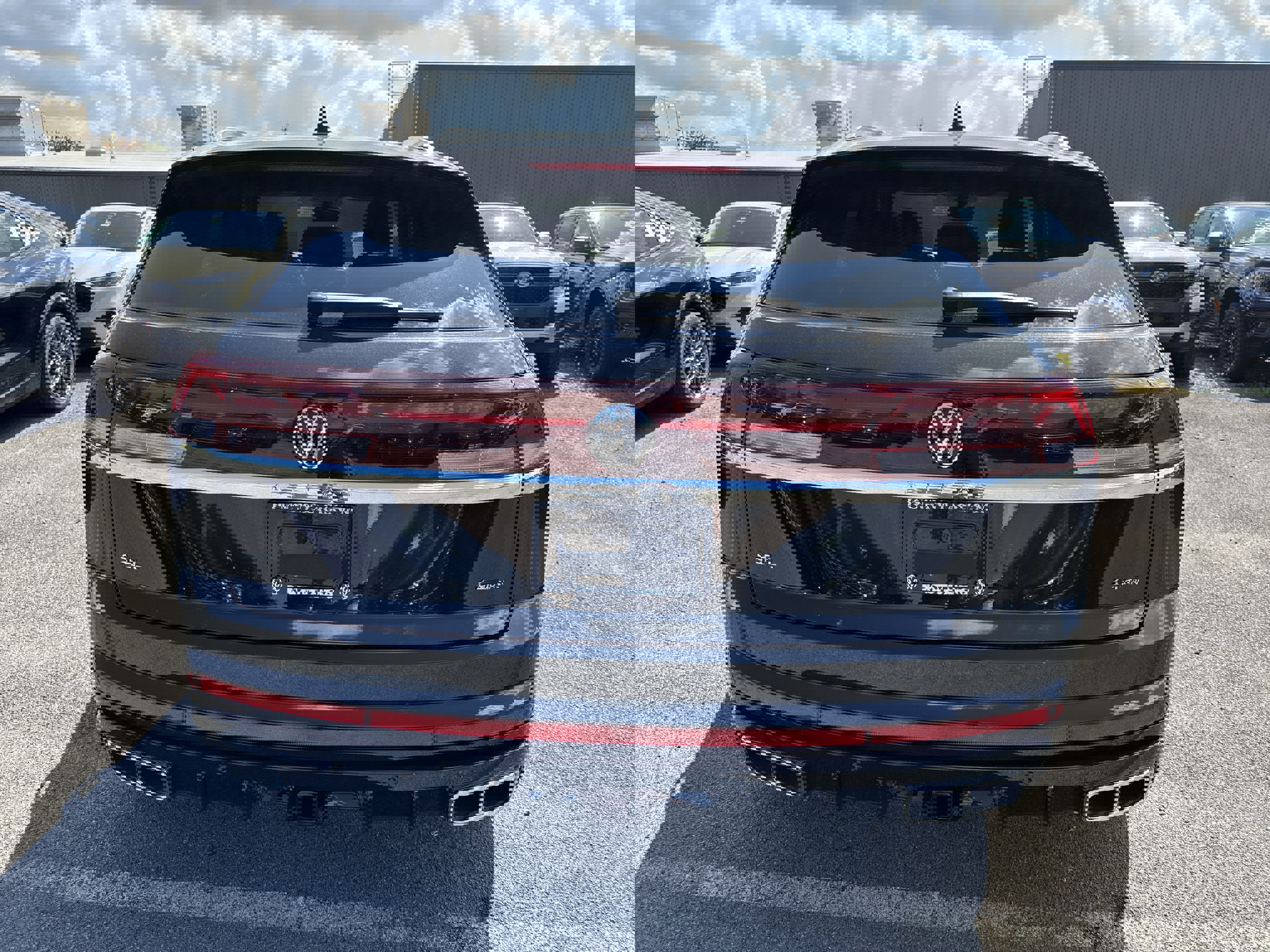 New 2026 Volkswagen Atlas Cross Sport SEL Premium R-Line image 6