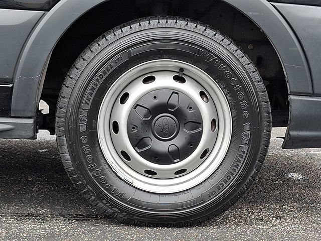 Used 2017 Ford Transit 350 XL image 8