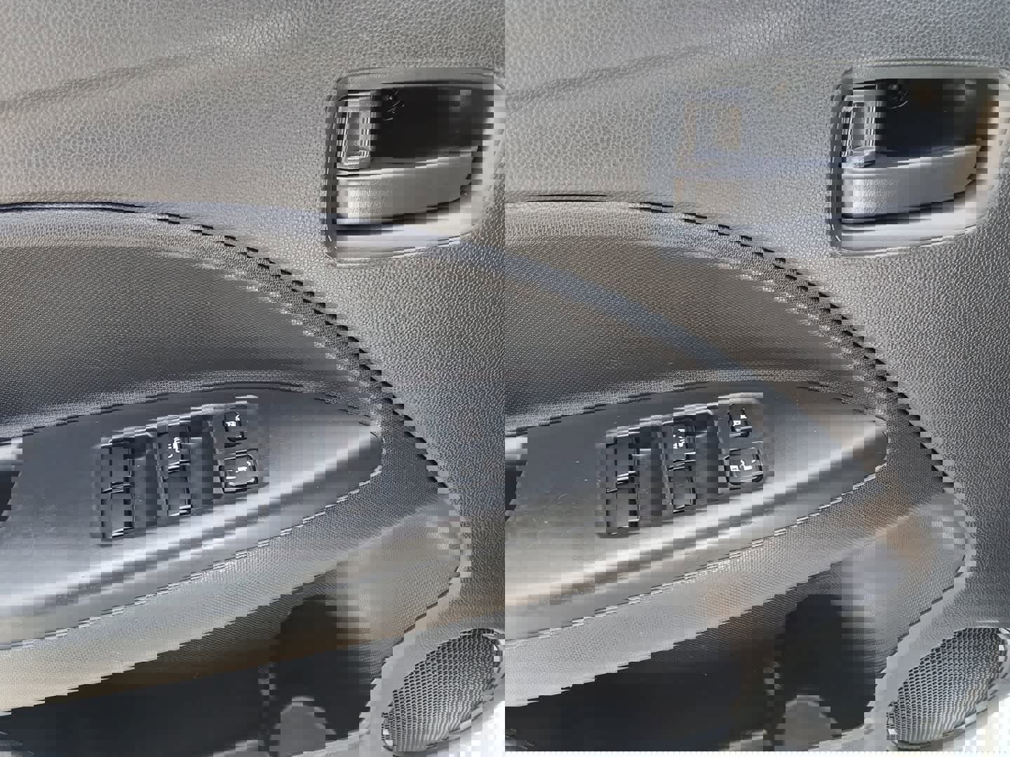 Used 2024 Mitsubishi Mirage ES image 14