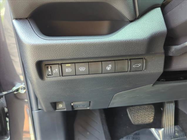 Certified 2025 Toyota RAV4 SE w/ Convenience Package AWD/4WD image 11