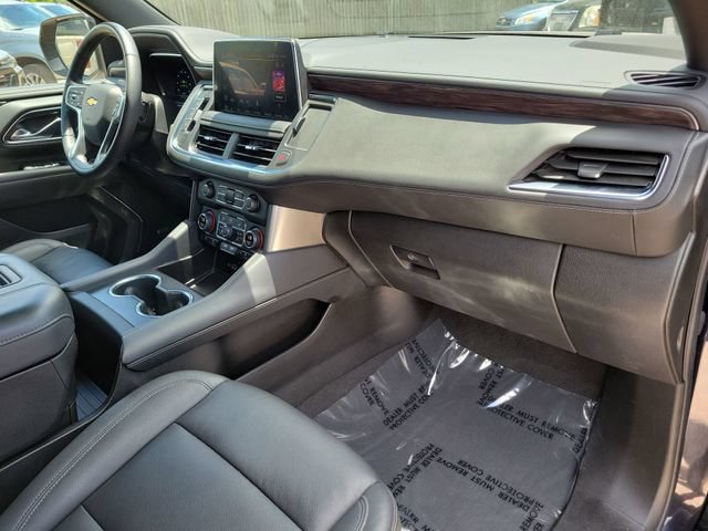 Certified 2023 Chevrolet Suburban LT w/ Luxury Package RWD image 30