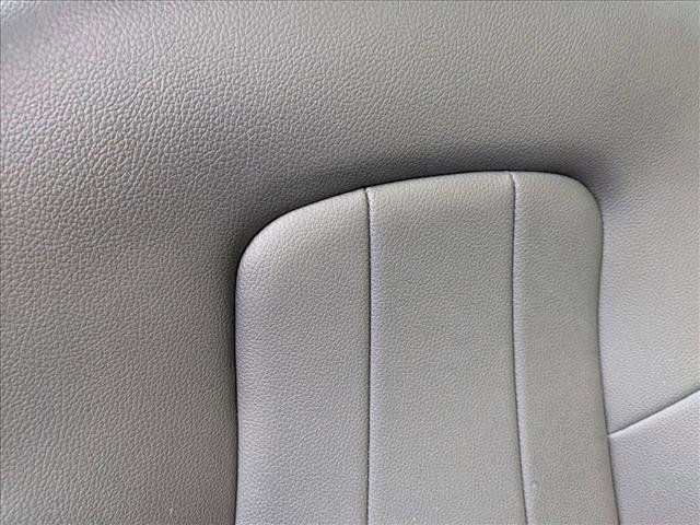 Used 2023 Mercedes-Benz EQB 300 4MATIC image 19