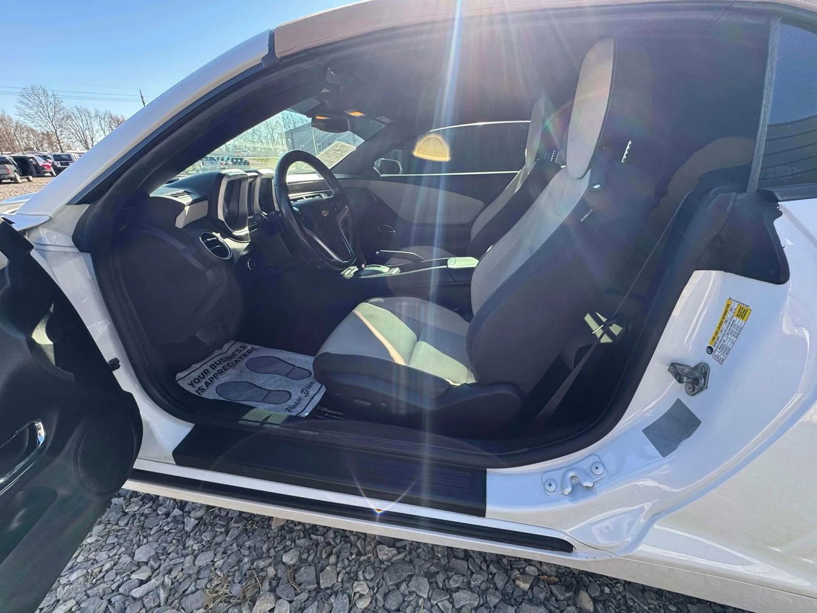 Used 2015 Chevrolet Camaro LT image 9