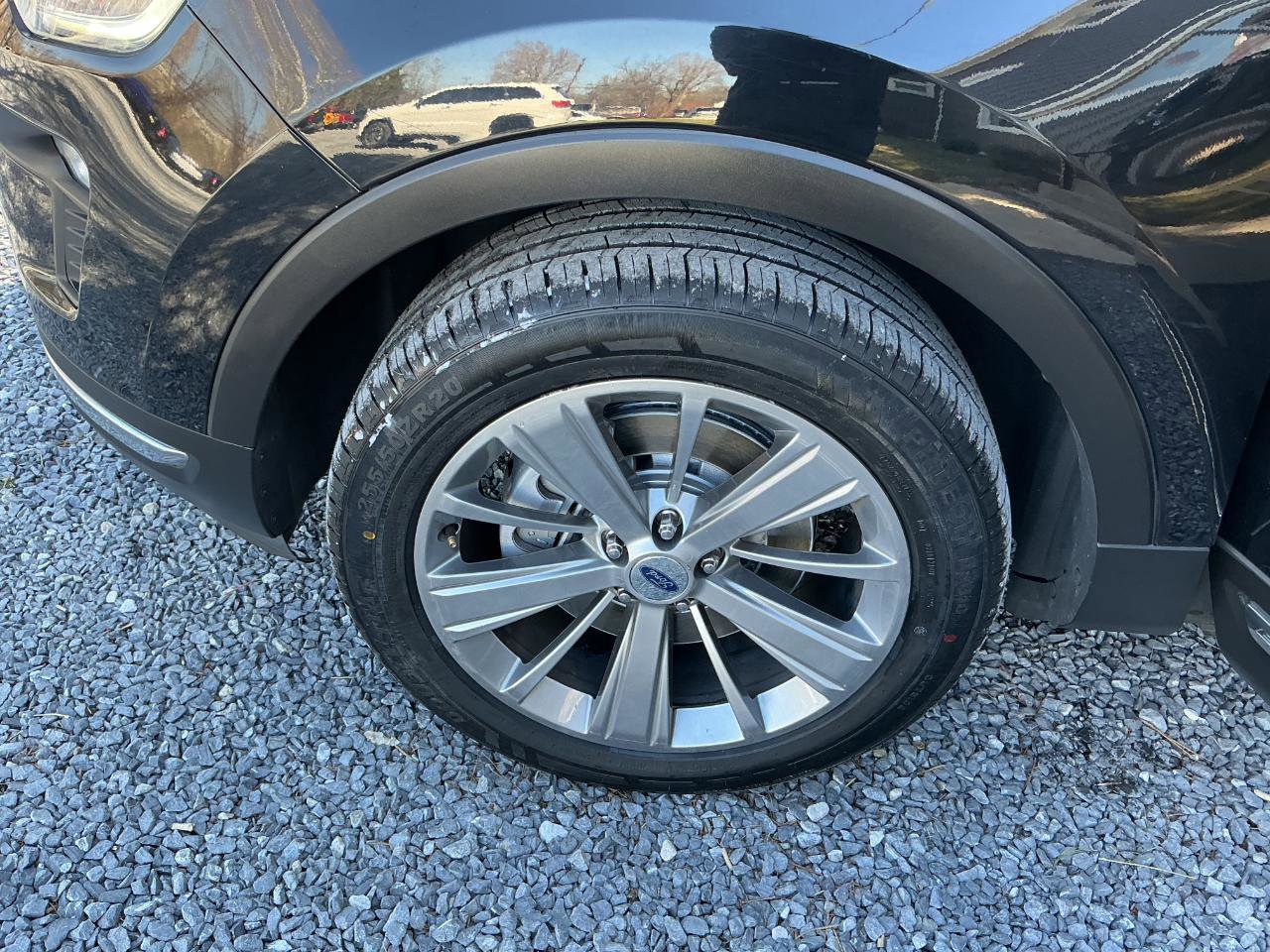 Used 2018 Ford Explorer Limited AWD/4WD image 32