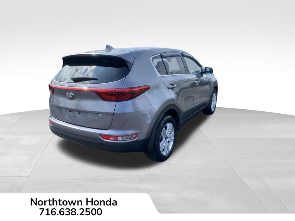 Used 2017 Kia Sportage LX AWD/4WD image 9