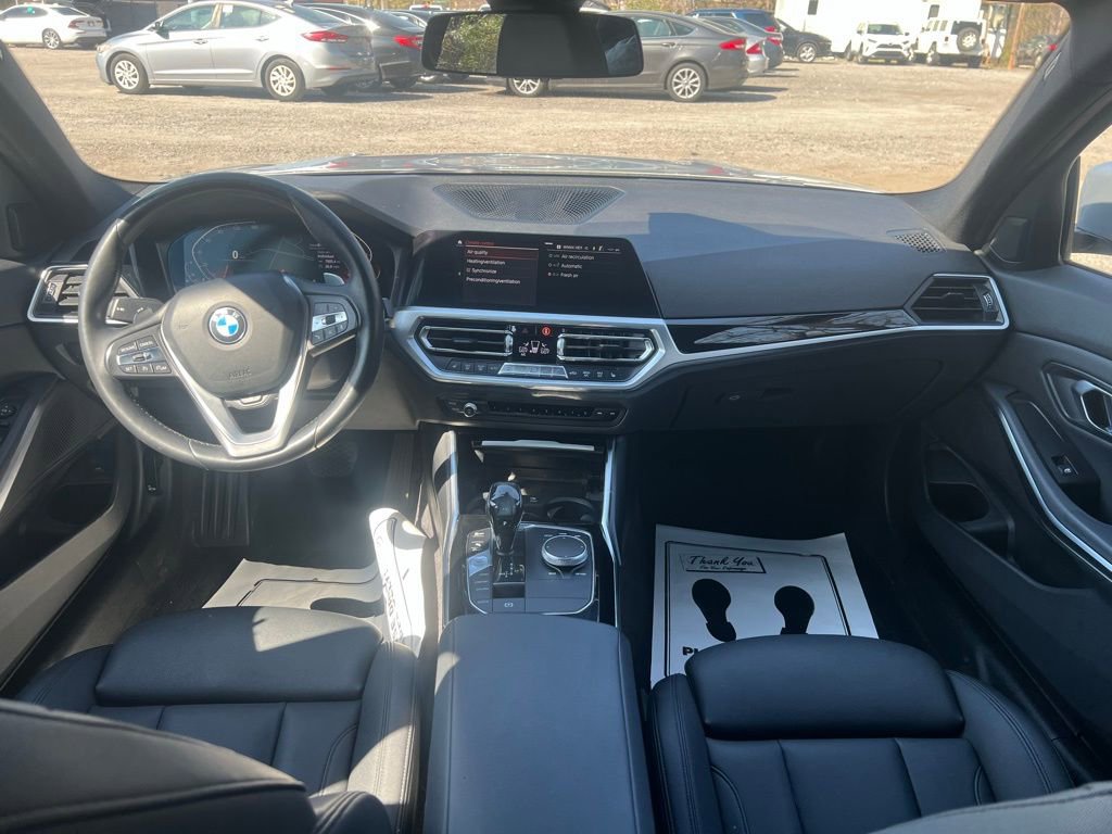 Used 2019 BMW 330i xDrive Sedan w/ Driving Assistance Package AWD/4WD image 22