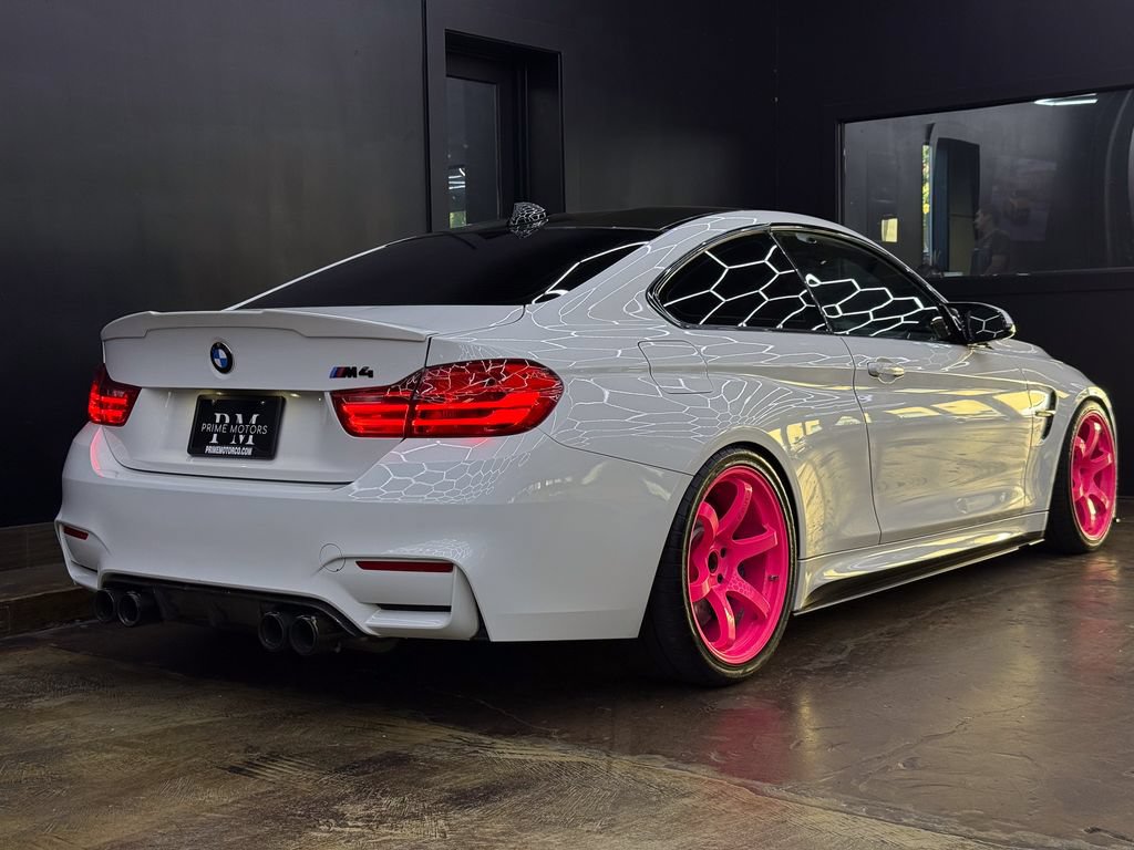 Used 2017 BMW M4 Coupe RWD image 9