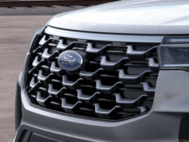 New 2026 Ford Explorer Platinum w/ LUX Leather Package AWD/4WD image 17